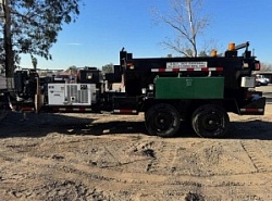 4-тонный прицеп термос бункер для асфальта Spaulding 2014 года